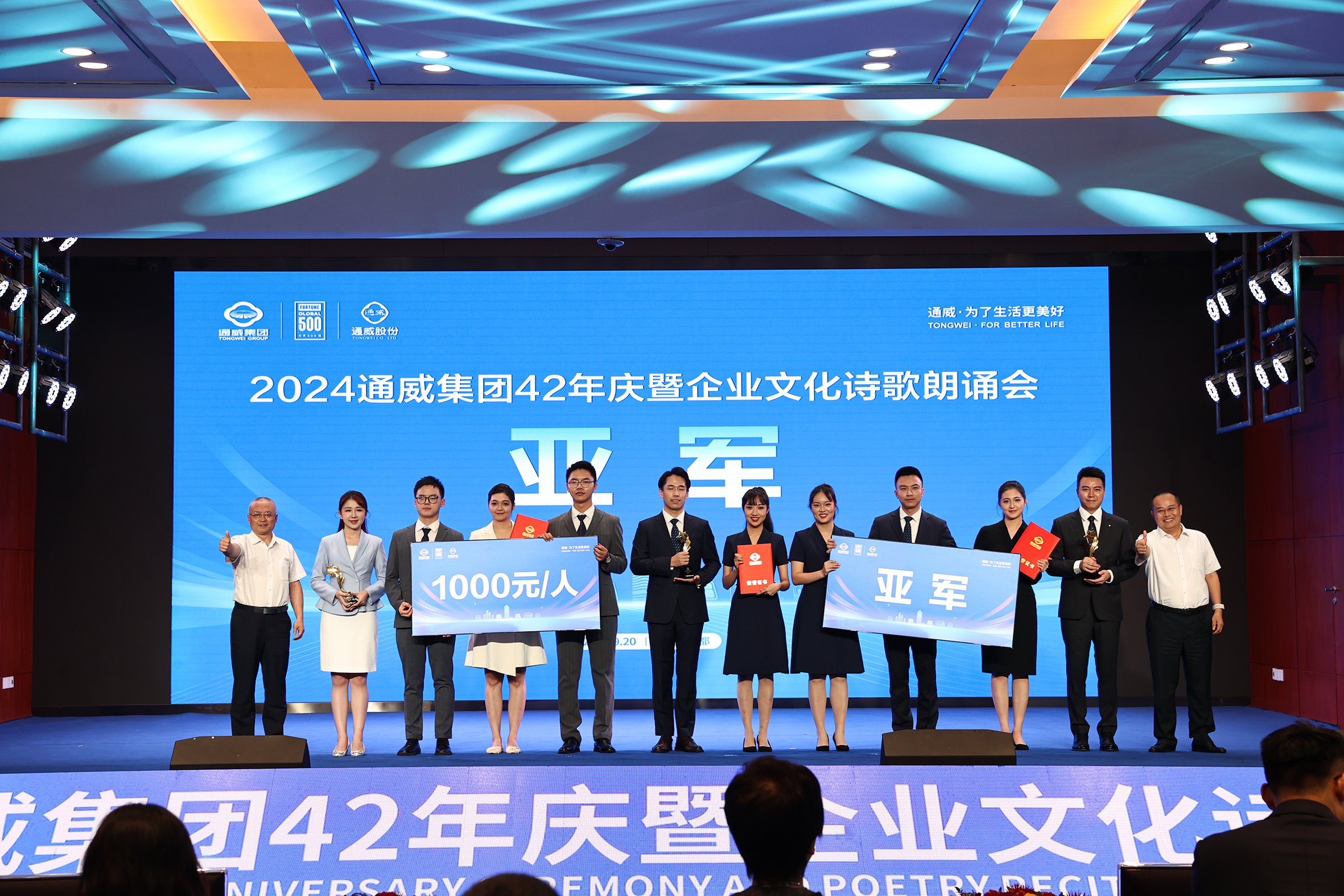 8dc2d79b5ed901773f9ffd1026f7d60f.jpg 8dc2d79b5ed901773f9ffd1026f7d60f.jpg