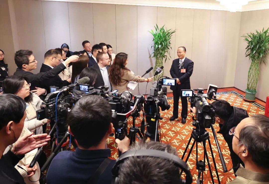 07a5e77e3b02b94b0f0836c204f529ea.jpg 07a5e77e3b02b94b0f0836c204f529ea.jpg