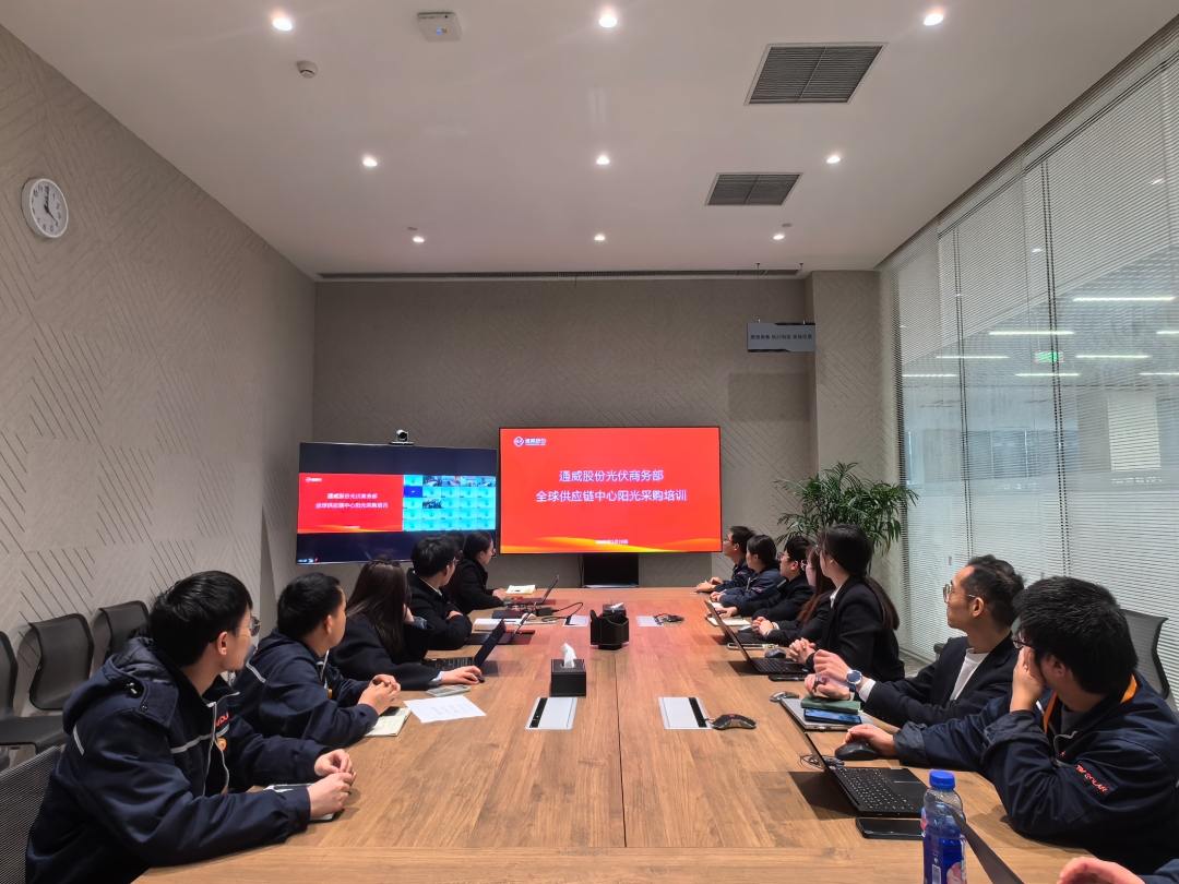 99a2e77cb4f45362882367c702f7a239.jpg 99a2e77cb4f45362882367c702f7a239.jpg