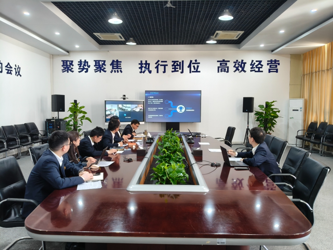 f1887ae771cd897ef351fdfa824bce41.jpg f1887ae771cd897ef351fdfa824bce41.jpg