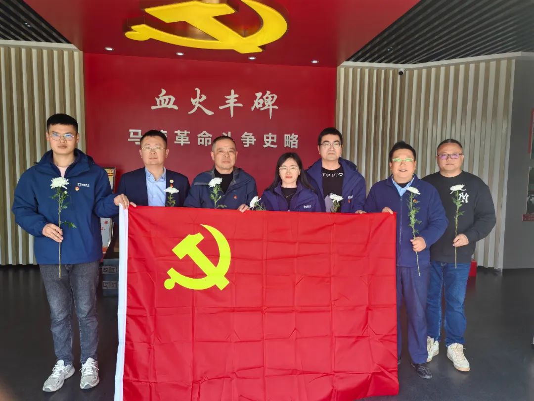 ef1f1eea86784a6fe3ff2bc6d61468dd.jpg ef1f1eea86784a6fe3ff2bc6d61468dd.jpg