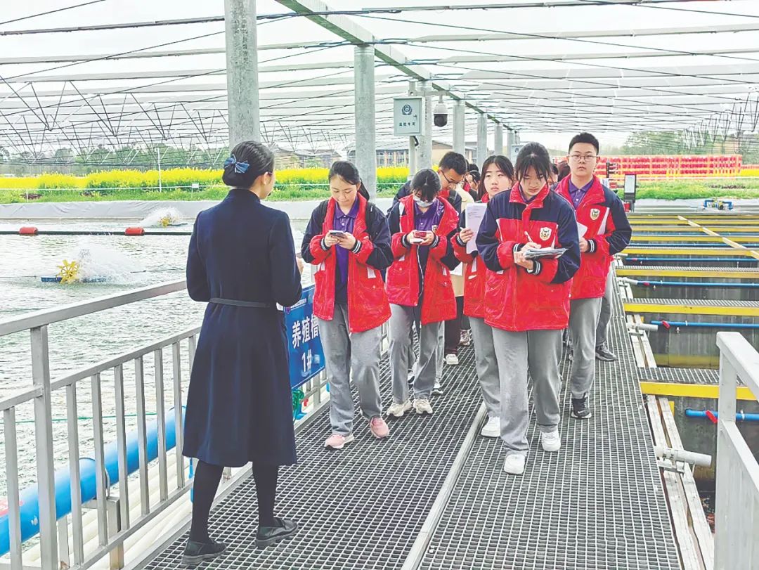 c1418821fe72542a73a3905d7c1d0980.jpg c1418821fe72542a73a3905d7c1d0980.jpg