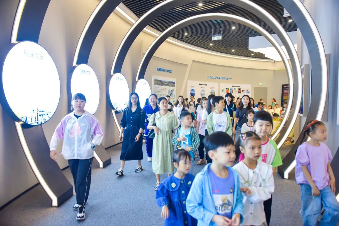 db1c789aa1d5d6bd948ef8e3d973cf1d.jpg db1c789aa1d5d6bd948ef8e3d973cf1d.jpg