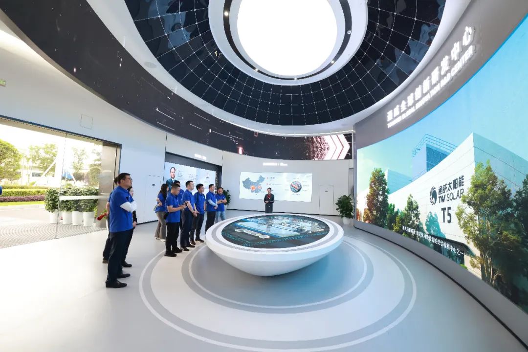 81c5f310f31a02f589d643f79b28c556.jpg 81c5f310f31a02f589d643f79b28c556.jpg