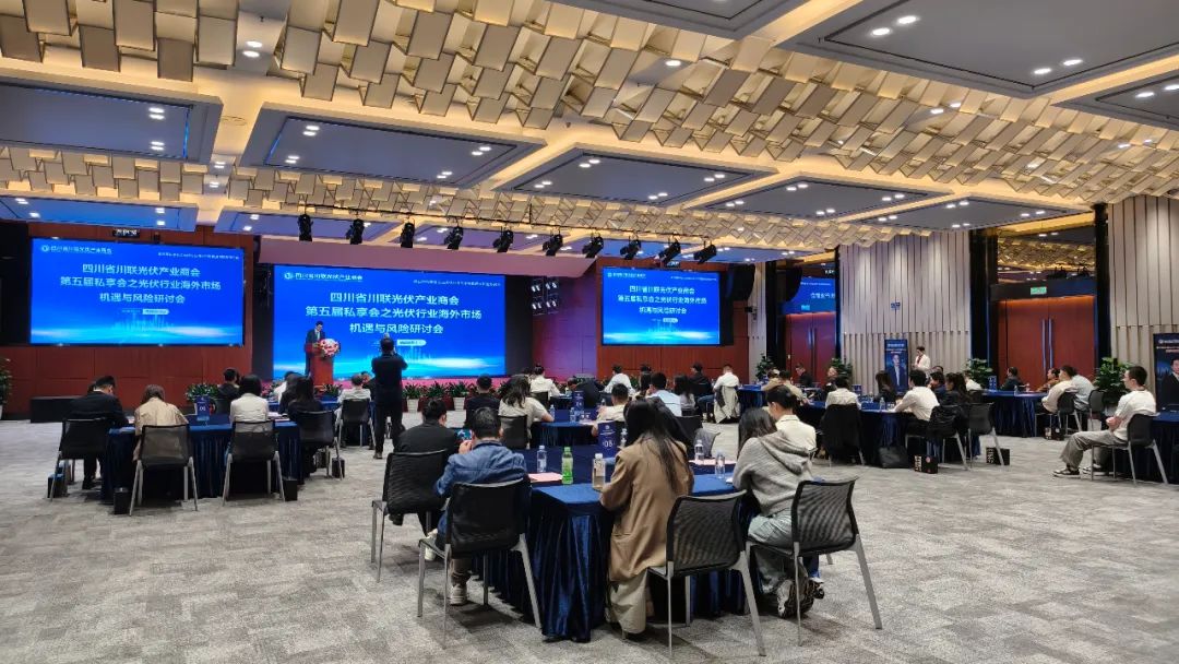 a4252d54475dfce3fc61a5dd94287bf7.jpg a4252d54475dfce3fc61a5dd94287bf7.jpg