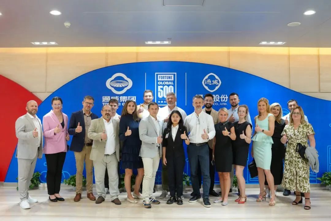 9e58855b1cec382f0d78dc13c8f145c0.jpg 9e58855b1cec382f0d78dc13c8f145c0.jpg