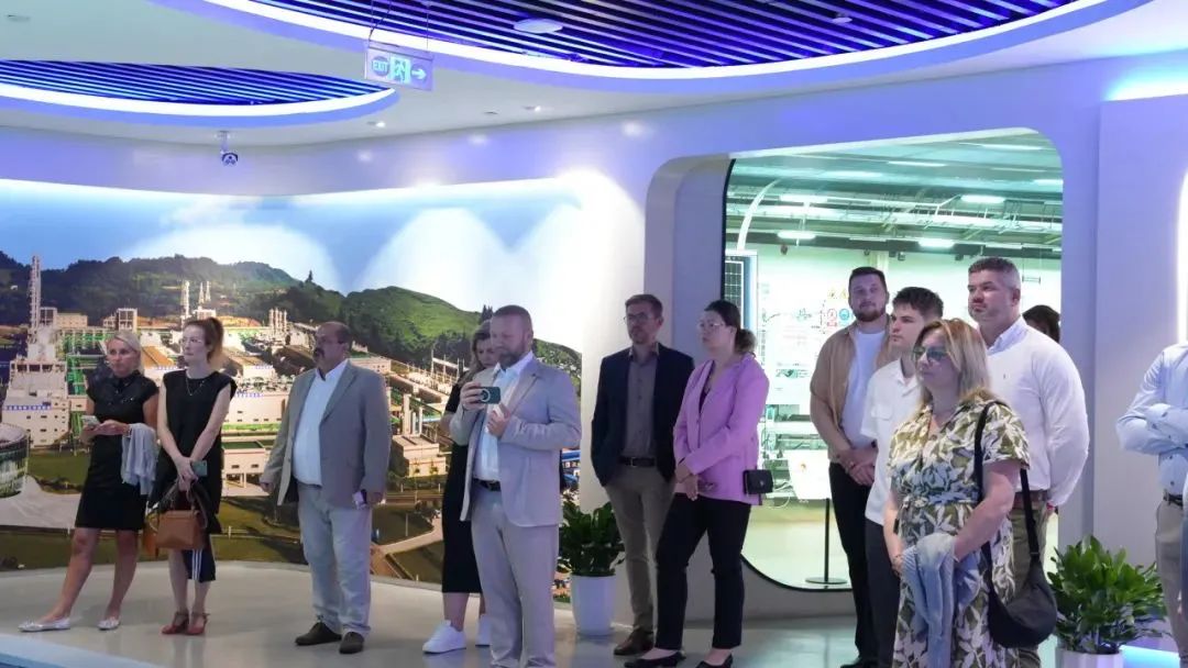 c1e9663fc8bdfabbf06f5149ab4c61e0.jpg c1e9663fc8bdfabbf06f5149ab4c61e0.jpg